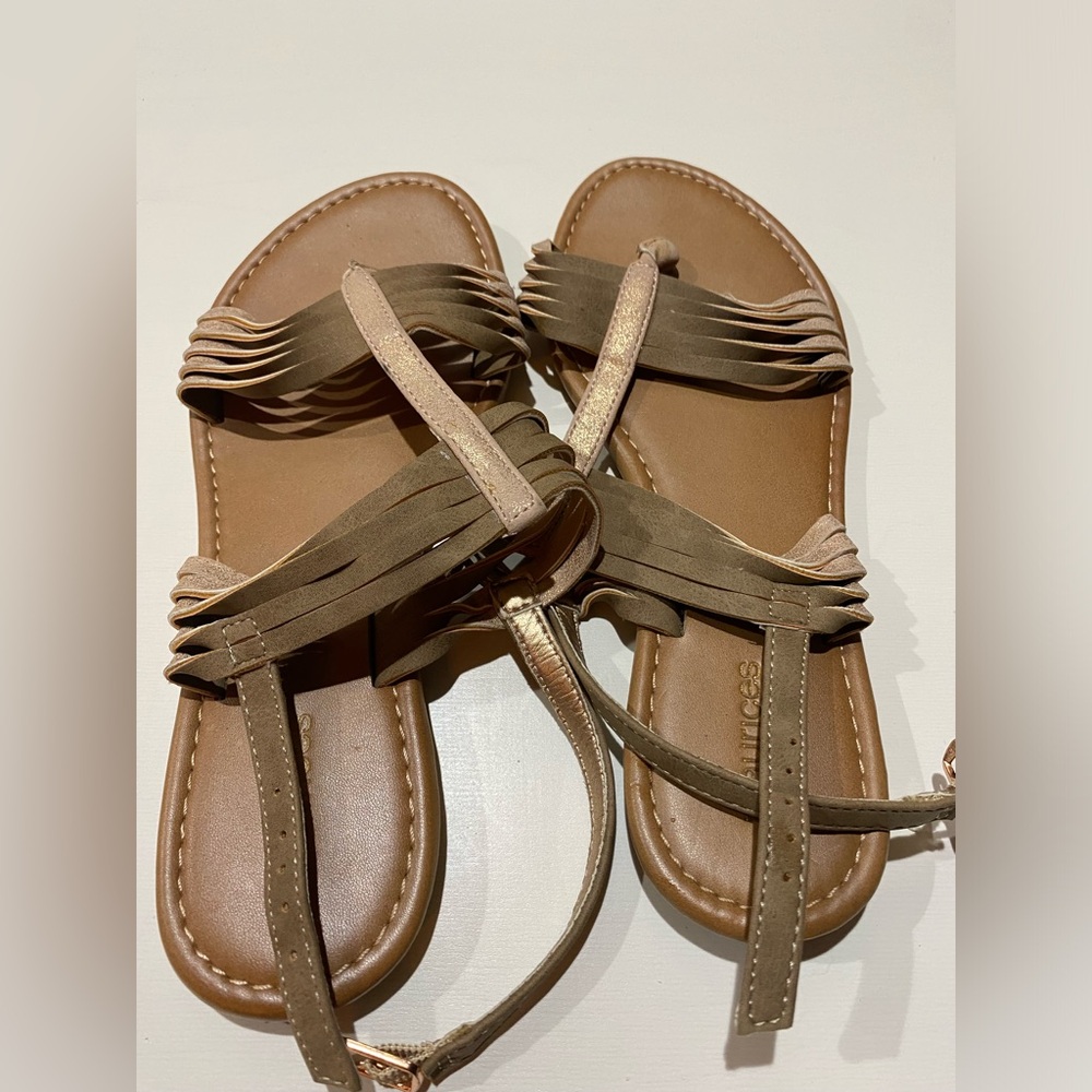 Tan sandal for sale